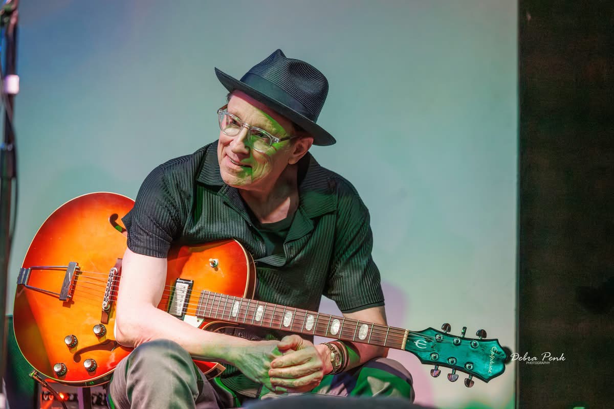 Live Music with John Bunzow