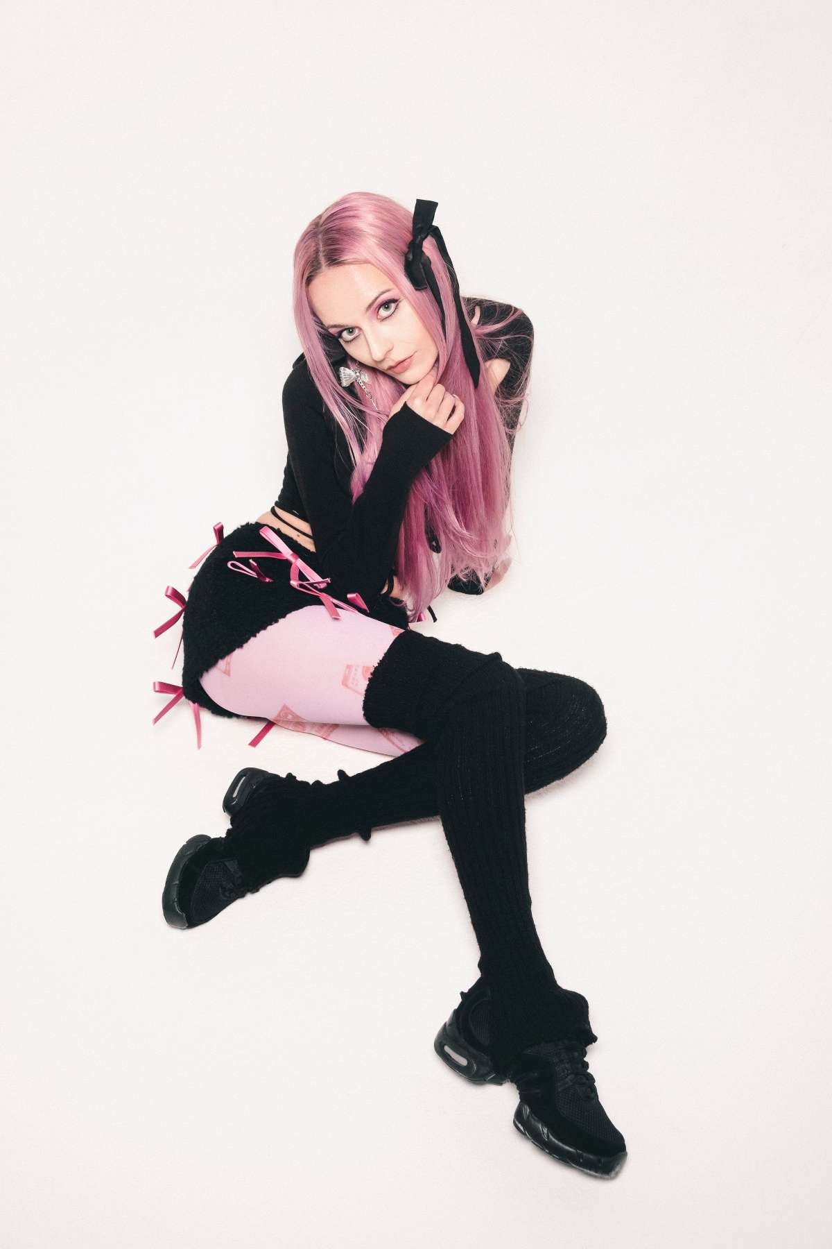 Hannah Diamond (DJ set) w/ Emoji Heap & Sweetbabyjames – 21+
