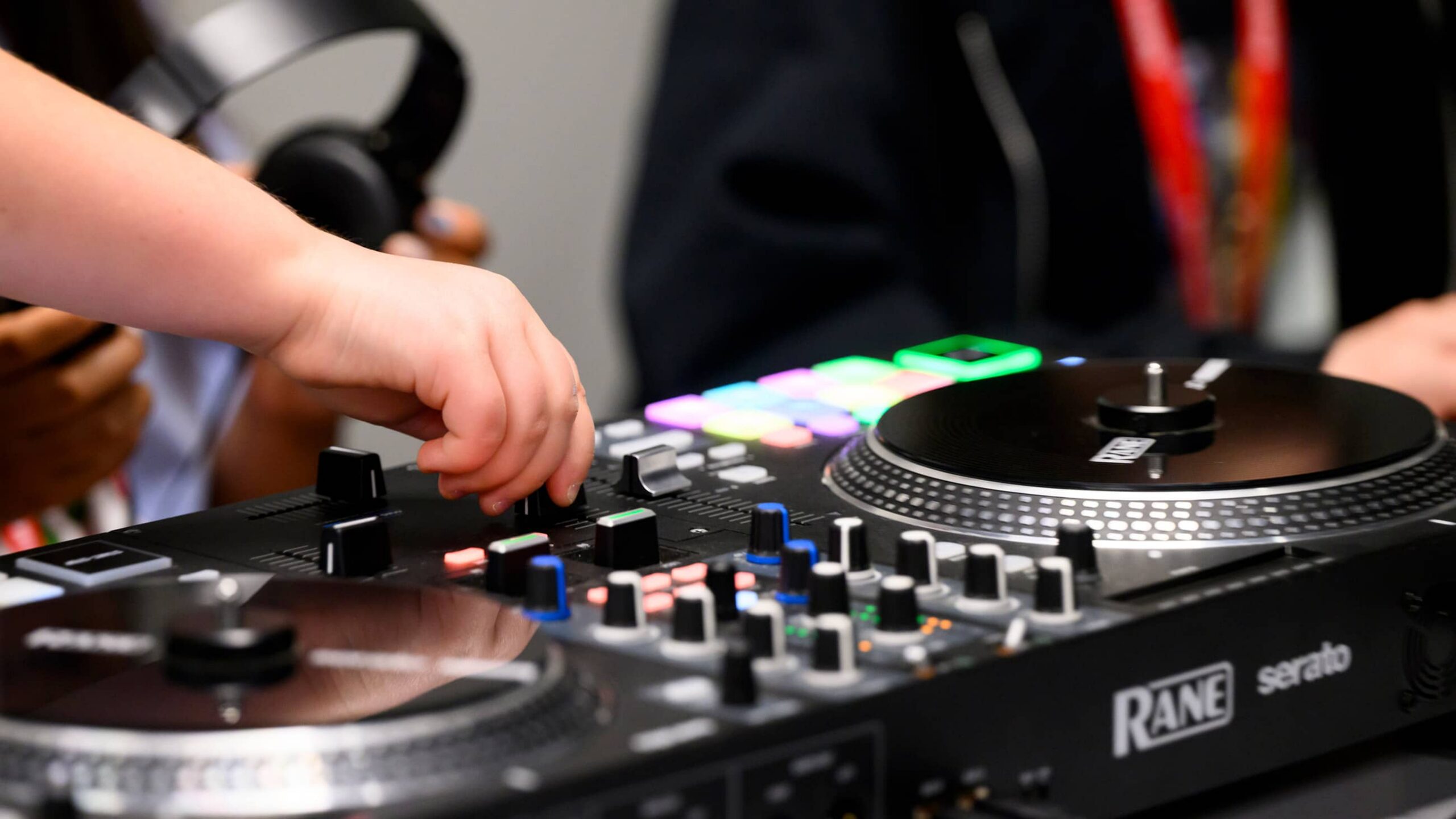 JUST ADDED: Beats & Mixing // An Introduction to DJ Skills (ages 8 – 10)