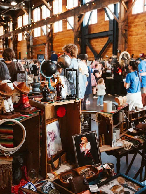 Portland Flea Decked Out Holiday Market